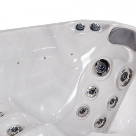 Гидромассажный спа-бассейн Wellis Malaga Standard Гидромассажный спа-бассейн Wellis Malaga Standard